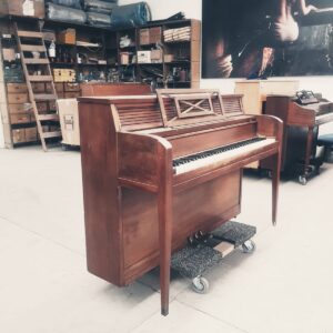 Piano Weber Console - detalle del teclado