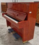#2489665 Distinguido Piano YAMAHA Modelo W104, Consola.