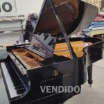 Steinway & Sons Modelo M: El Piano Que Habla de Elegancia, Prestigio y Pasión por la Música a su Alcance, de Cola.