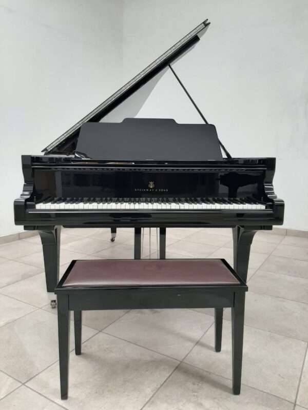 STEINWAY & SONS — El Mejor Piano del Mundo, Ahora a Tu Alcance en Su Majestad el Piano, de Cola.