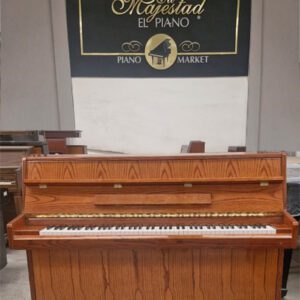 # Piano SAMICK Modelo SU-105 Resonancia distinguida.