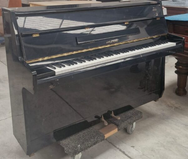 #HHB00947 Piano HYUNDAI Estudio/Consola Elegancia y Calidad.