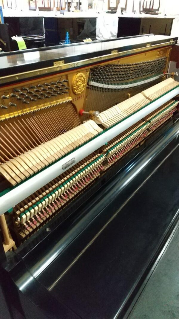 #100119 Piano KAWAI Modelo K20,Calidad sonora que supera expectativas, Consola.