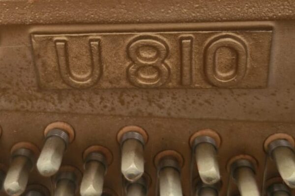 #HHB00947 Piano HYUNDAI Estudio/Consola Elegancia y Calidad.