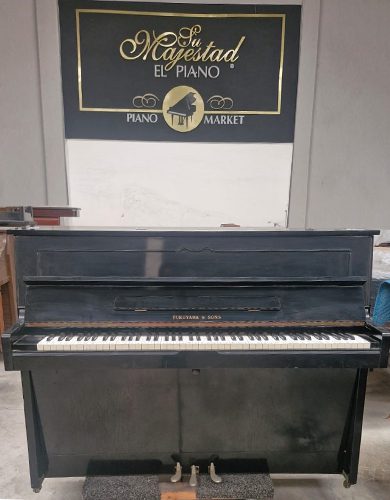 Piano FUKUYAMA & SONS Carácter Sonoro Impecable, Vertical.