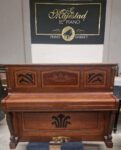 #1837293 Piano YOUNG CHANG  U-121, Sonido que conquista desde la primera nota, Vertical.