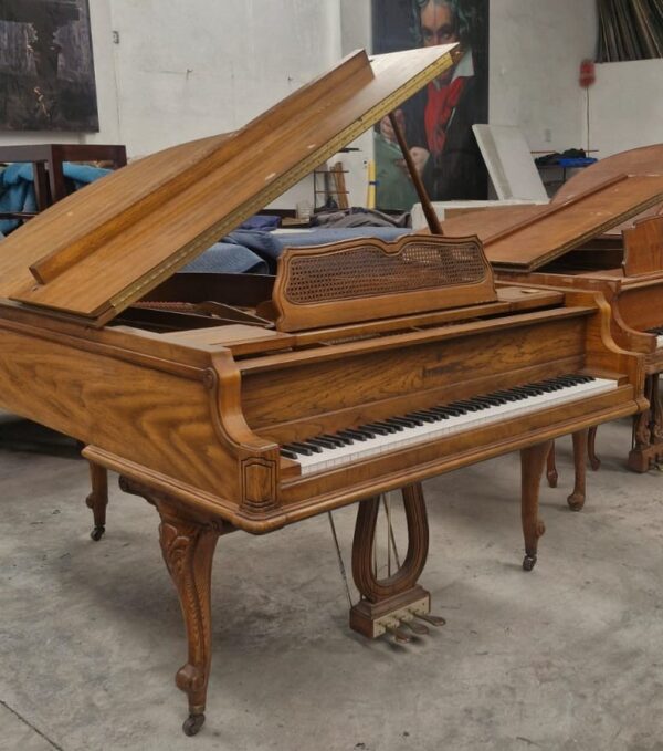 #D83623 Piano KIMBALL Media Cola, Encino, Resonancia Distinguida.