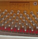 #1985076 Piano CLINE Modelo CU-41 Timbre Refinado, Consola.