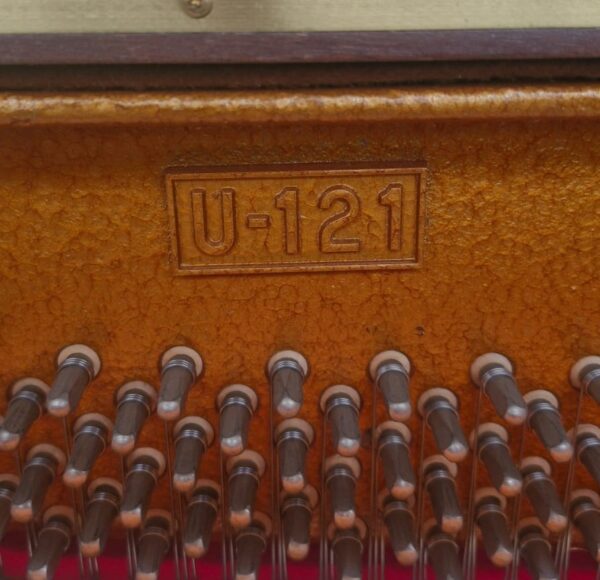 #1837293 Piano YOUNG CHANG  U-121, Sonido que conquista desde la primera nota, Vertical.