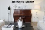 #IJML00095 Piano SAMICK JS-118 Proyección Sonora Superior, Consola.