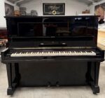 PIANO STEINWAY & SONS VERTICAL CON IPAD, TOCA SOLO. LA CIMA DEL LUJO Y LA TECNOLOGÍA EN UN SOLO PIANO.
