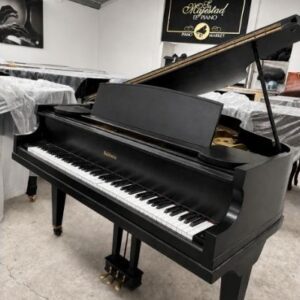 #5912 Piano Media cola marca BALDWIN, Negro Satín Calidad para Exigentes.