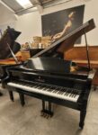 #821247 Piano KIMBALL Media Cola Negro Satín, Sonido de Gran Nobleza.