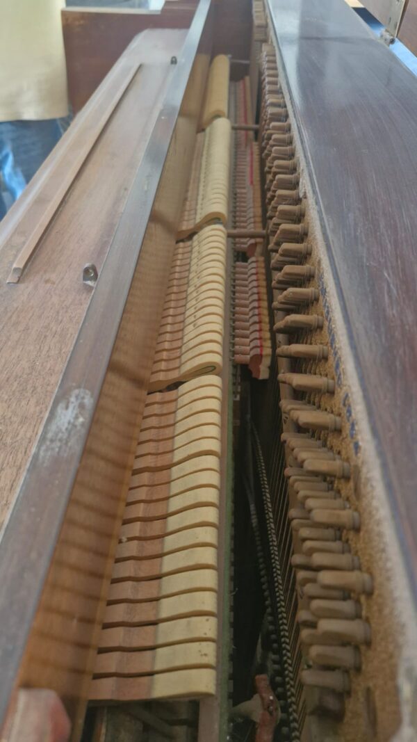 #53547 Piano MASON HAMLIN, Consola, Sonido como Steinway & Sons. Pura Calidad.