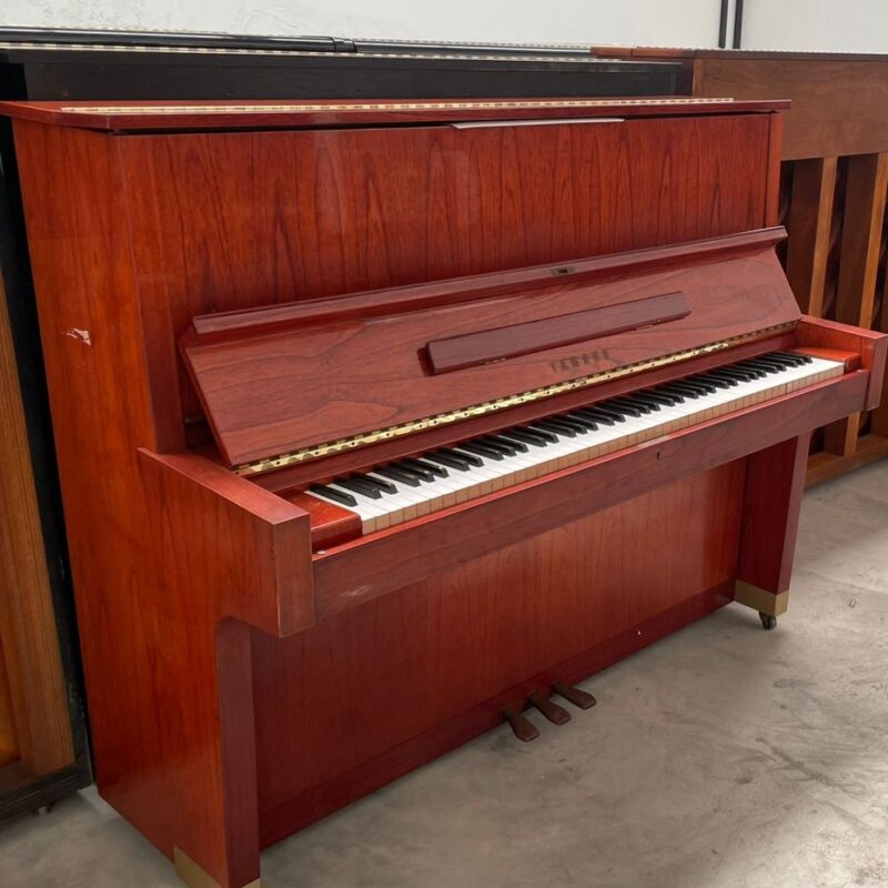 Piano Yamaha W104 - detalle del teclado