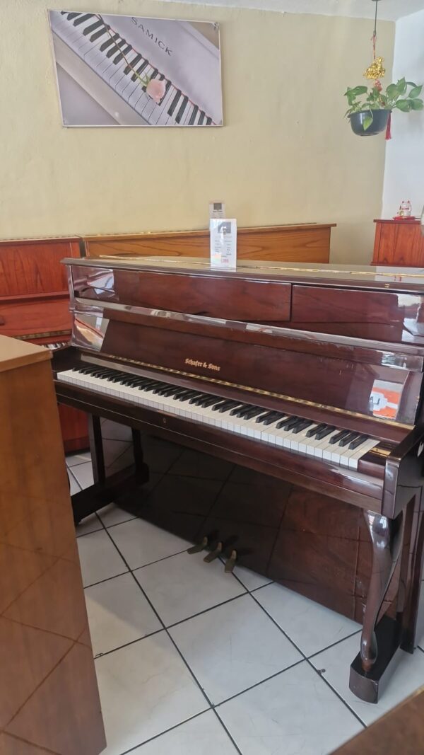 #304929 Piano Vertical SCHAFER & SONS SM-3, pata francesa.