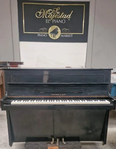 Piano FUKUYAMA & SONS Carácter Sonoro Impecable, Vertical.