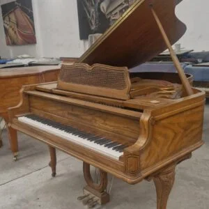 Piano Kimball D8362 - detalle del teclado