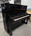 PIANO STEINWAY & SONS VERTICAL CON IPAD, TOCA SOLO. LA CIMA DEL LUJO Y LA TECNOLOGÍA EN UN SOLO PIANO.