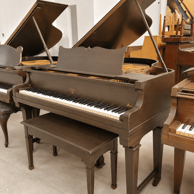 #150192 Piano Vintage 1/4 de cola marca FISCHER color chocolate.
