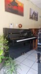 #502558 Piano compacto marca SAMICK, Modelo SU-105. Una voz que enamora.