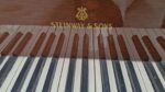 # 42300 Piano de Cola STEINWAY & SONS Modelo C, 85 teclas.
