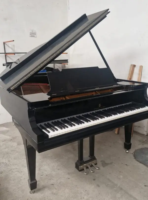 #171164 Piano de Media Cola STEINWAY & SONS Modelo M, Sonido y Calidad.